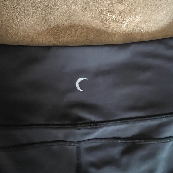 NWOT, Zyia Black Pocket Light n Tight Hi-Rise 7/8 - Picture 7 of 10